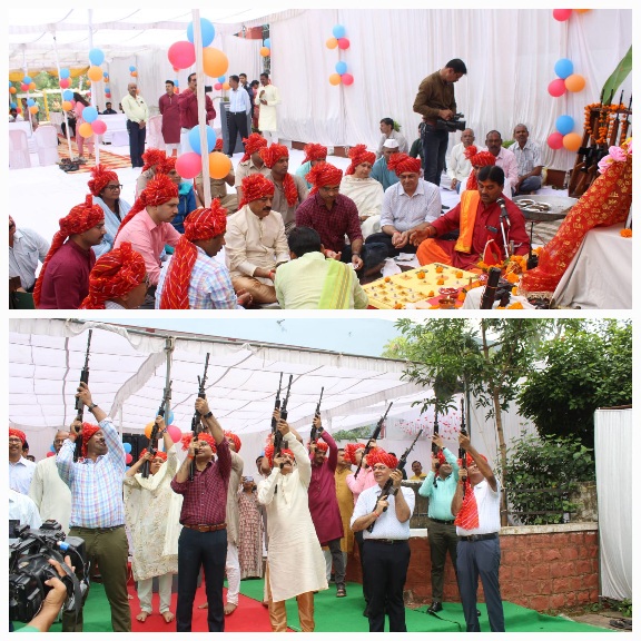 मंत्रोपचार व विधिविधान से सम्पन्न हुआ पुलिस लाईन में शस्त्रपूजन कार्यक्रम