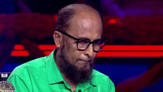 ‘आस्था’ में ओम पुरी और रेखा इंटीमेट सीन करते वक्त हो गए थे बेकाबू? कुर्सी टूटने के थे चर्चे