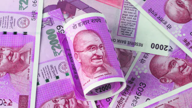 तेलंगाना में ऑपरेशन लोटस तीन लोग पकड़े, केसीआर के घर पहुंचाए 4 विधायक