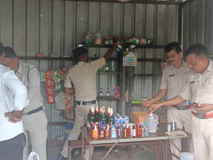 मुख्यमंत्री चौहान ने दमोह जिले में गोलीबारी की घटना पर दुख व्यक्त किया