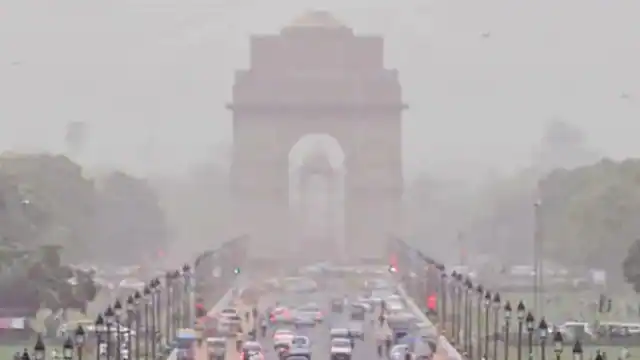 ‘मदर हेल्थ कार्ड’ नहीं था तो जिला अस्पताल ने इलाज से किया इनकार, मां और जुड़वा बच्चों की मौत