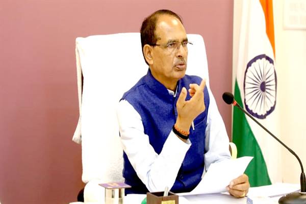 निर्माण कार्यों की गुणवत्ता और उन्हें समय-सीमा में पूर्ण करने को सर्वोच्च प्राथमिकता दें: मुख्यमंत्री श्री चौहा