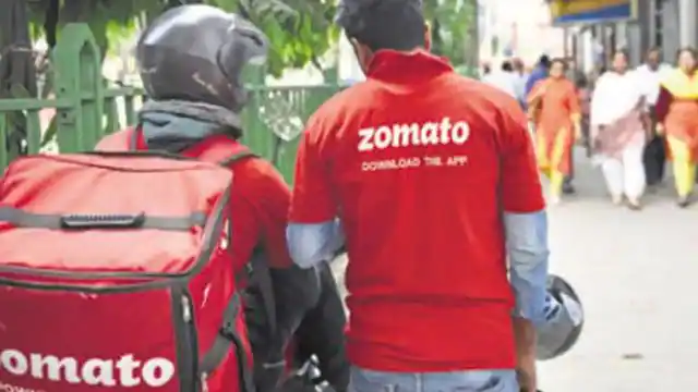 Buy or Sell Zomato: आधे से कम दाम पर मिल रहे जोमैटो के शेयर