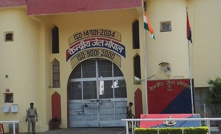 प्रदेश में 152 बच्चे जेल में काट रहे बिना गलती की सजा