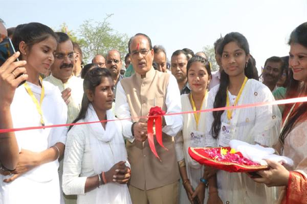 ग्रामीण पेयजल के लिए समय अनुरूप बदलते संसाधन