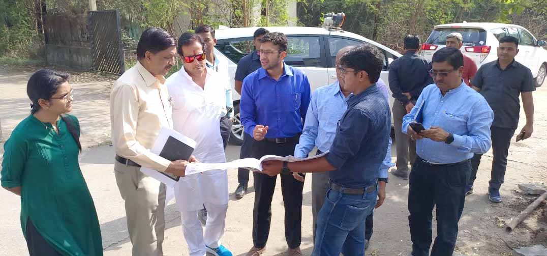 स्मार्ट सिटी द्वारा कराये जा रहे विकास कार्यों का विधायक उपाध्याय ने किया निरीक्षण