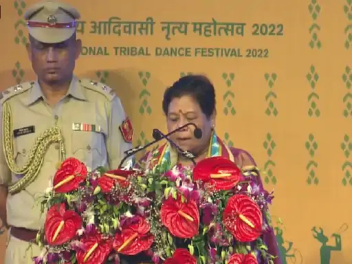 राज्योत्सव के दिन बड़ा हादसा पुलिस सहायता केंद्र में रखे सिलेंडर में हुआ ब्लास्ट