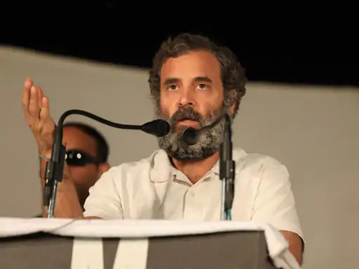 राहुल गांधी ब्रेकफास्ट करने घर आए :सिक्योरिटी चेक न होने से 40 मिनट इंतजार करती रही महिला