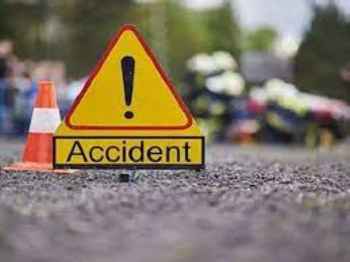 2021 में 4.12 लाख सड़क हादसों में 1.53 लाख लोगों की मौत हुई