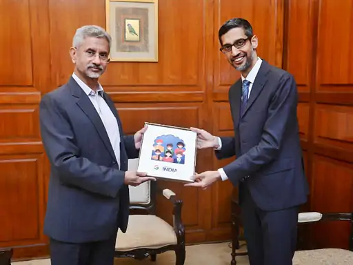 विदेश मंत्री से मिले गूगल सीईओ सुंदर पिचाई:भारत में डिजिटल ट्रांसफॉर्मेशन को लेकर बातचीत हुई