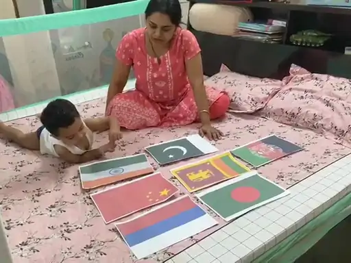 डेढ़ साल का बच्चा पहचानता है 40 देशों के फ्लैग:इंटरनेशनल बुक ऑफ रिकॉर्ड में नाम दर्ज