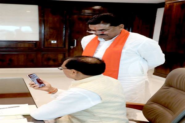 मुख्यमंत्री ने निभाया अपना वचन, शिवम की बहन कृतिका के विवाह में पहुँची आर्थिक सहायता
