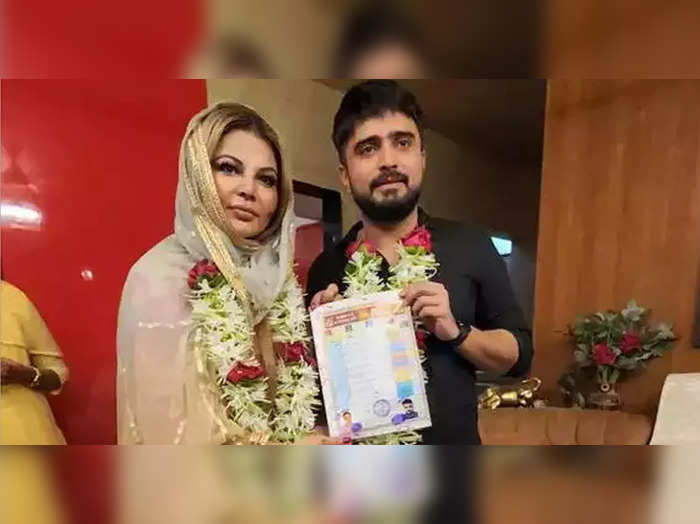 क्या राखी सावंत को धोखा दे रहा है उनका पति? क्या हिंदू-मुसलमान के चक्कर में शादी को छुपा रहे हैं आदिल?