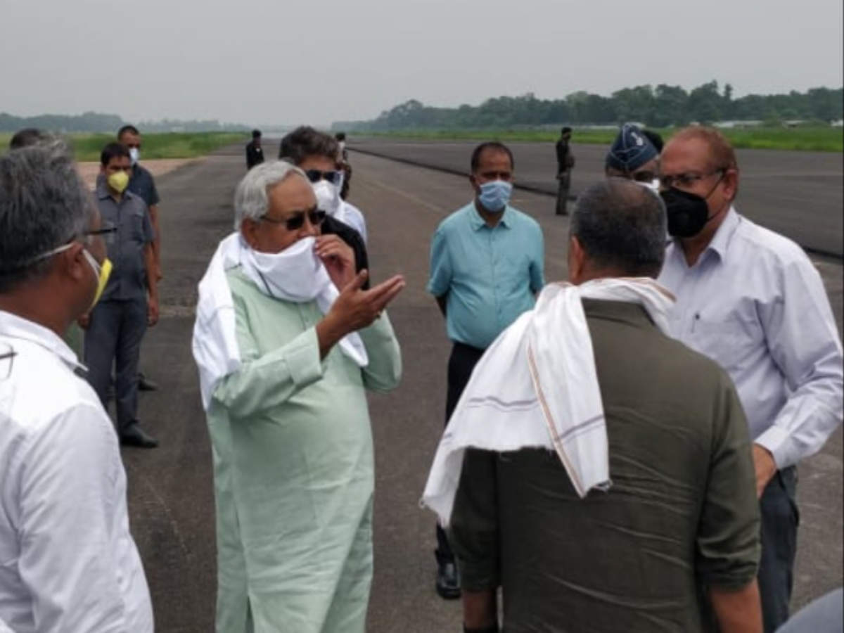 मधुबनी में सीएम नीतीश के दौरे को लेकर एक्शन में अधिकारी, कड़ाके की ठंड के बावजूद भी जोर-शोर से तैयारी