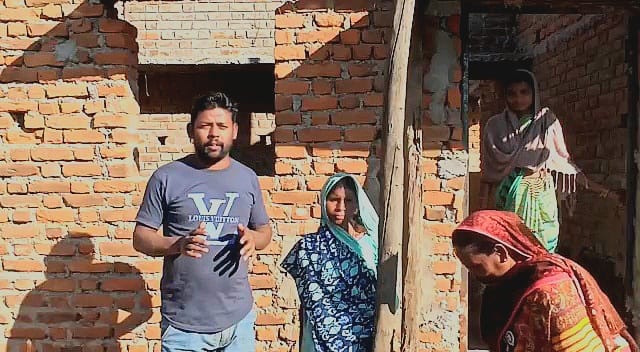 मनेन्द्रगढ़-चिरमिरी-भरतपुर : प्रधानमंत्री आवास योजना जिले में 7 हज़ार से ज्यादा हितग्राहियों को आवास हेतु 16.25 करोड़ रुपये जारी