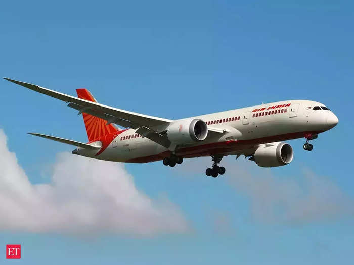 एयर इंडिया बदसलूकी मामले में DGCA ने एयरलाइंस के लिए जारी की नई एडवाइजरी