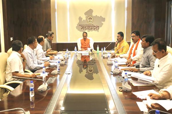 प्रदेश में सिंचाई रकबा बढ़ाने के प्रयास निरंतर जारी: मुख्यमंत्री श्री चौहान