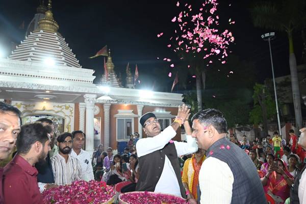 नरेला विधानसभा के 4 वार्डों में होली मिलन समारोह