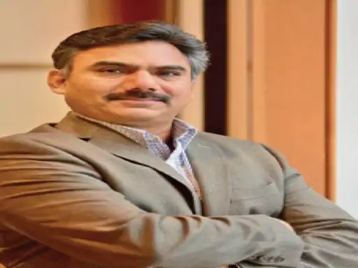विदेश में रहकर शहर के लिए शुरू किए स्टार्टअप, युवाओं को दे रहे रोजगार, एक फाउंडर विदेश से 1 करोड़ का पैकेज छोड़ ग्वालियर आया