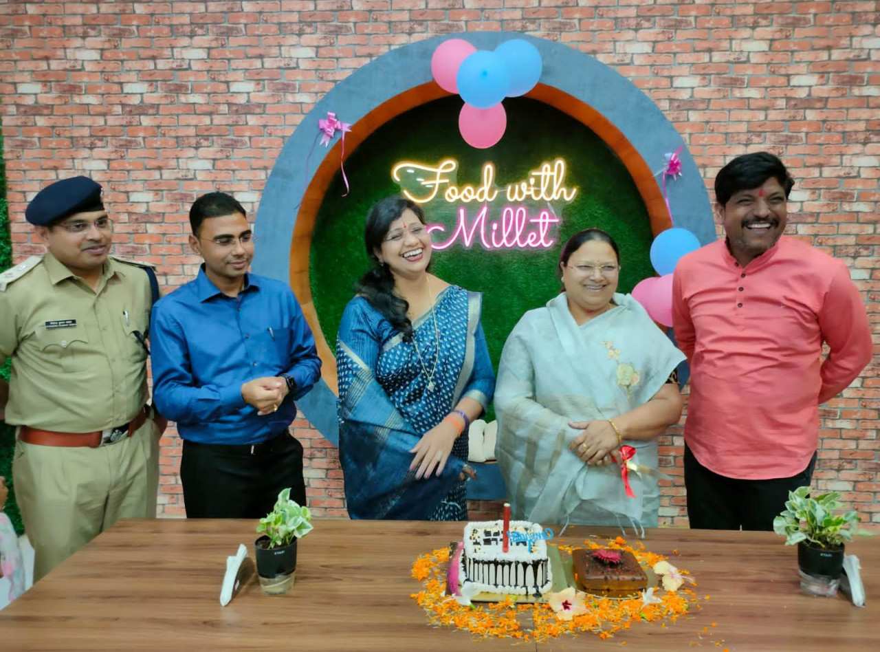 रायपुर : महिला स्वरोजगार और सुपोषण को बढ़ावा देने प्रदेश में एक और मिलेट कैफे का संचालन शुरू