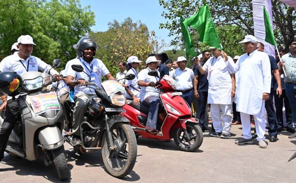 रायपुर : नई योजनाओं को बनाने और उनके बेहतर क्रियान्वयन में महत्वपूर्ण होगा ’छत्तीसगढ़ सामाजिक-आर्थिक सर्वेक्षण-2023’ : मुख्यमंत्री श्री बघेल