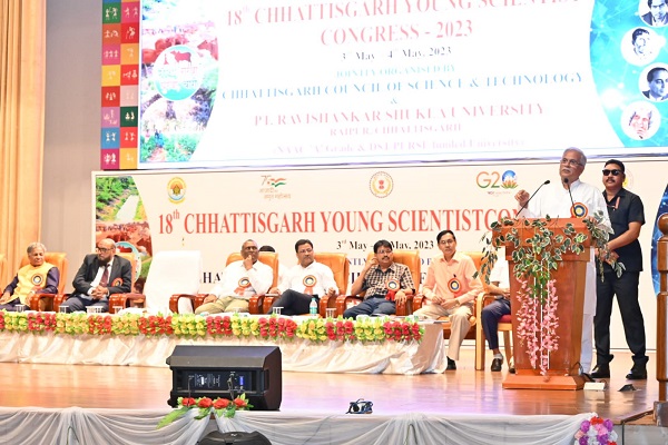 वैज्ञानिक सोच के बिना इंसान का आगे बढ़ पाना संभव नहीः मुख्यमंत्री