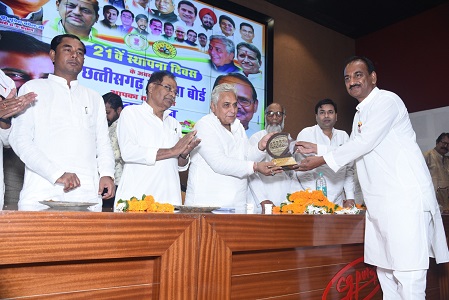 मदरसा शिक्षकों की समस्याओं का होगा निराकरण