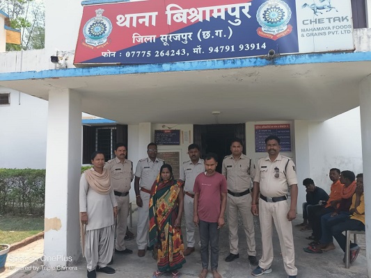 शादीशुदा महिला ने प्रेमी के साथ मिलकर पूर्व प्रेमी की हत्या, दोनों गिरफ्तार
