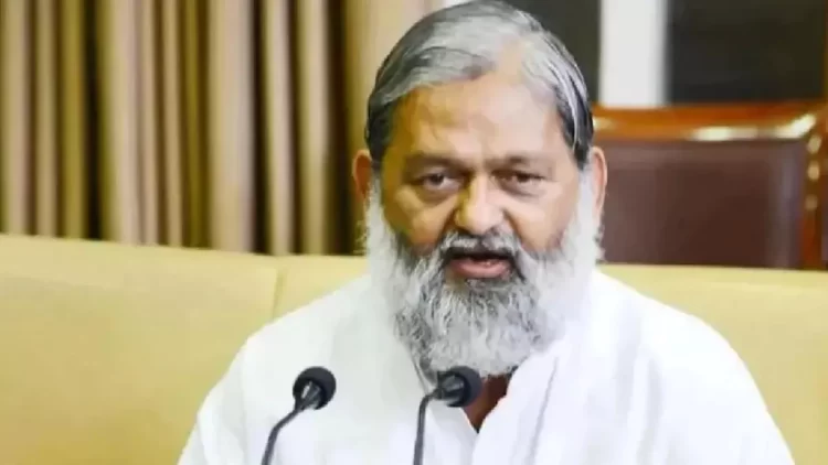 haryana-anil-vij-speaks-to-people