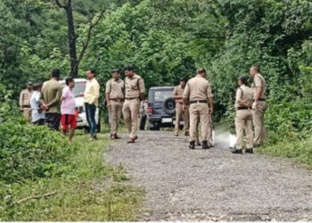 थानों क्षेत्र में मिला युवती का शव, हत्या की आशंका