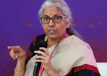 वित्त मंत्री, राजनीति स्थिरता ही आर्थिक प्रगति की गारंटी: