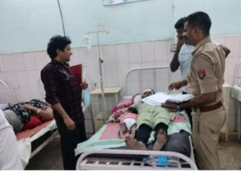 आगरा- लखनऊ एक्सप्रेस वे पर बस दुर्घटनाग्रस्त, 34 यात्री घायल