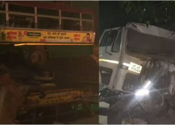 आगरा में बस और डंपर की टक्कर में कंडेक्टर की मौत, कई लोग घायल, रामबाग फ्लाईओवर पर हुआ हादसा