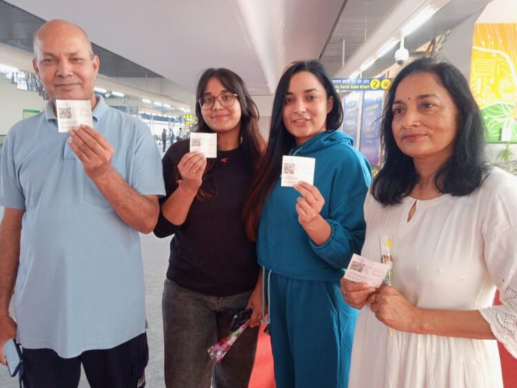 नमो भारत ट्रेन में पहले दिन दस हजार यात्रियों ने किया सफर, हवाई जहाज जैसा बताया एक्सपीरियंस