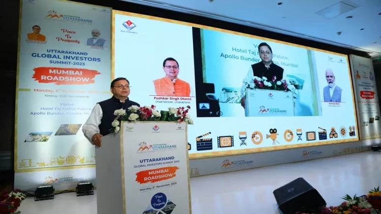 मुंबई के रोडशो में शामिल हुए CM धामी, बोले- अगले 5 सालों में राज्य की GSDP दोगुना करने का टारगेट