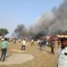 मथुरा के पटाखा बाजार में लगी भीषण आग, कई दुकानें आईं चपेट में, 10 से ज्यादा लोग झुलसे