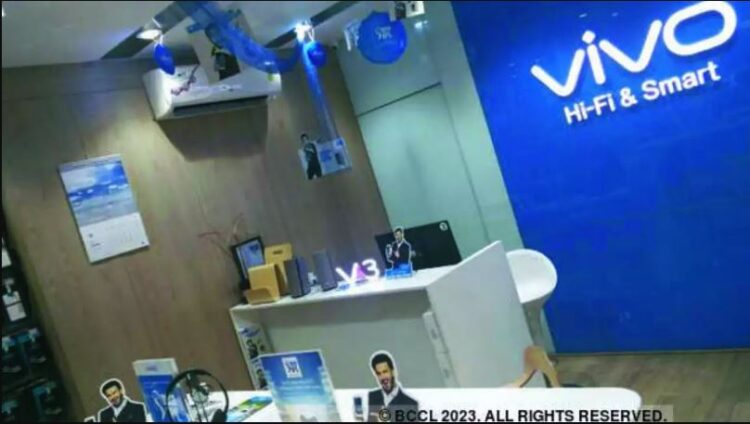 मनी लॉन्ड्रिंग के केस में गिरफ्तार हुए Vivo-India के 3 बड़े अधिकारी, ED ने किया अरेस्ट