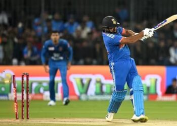 रोहित शर्मा को लगी किसकी नजर, लगातार दूसरे मैच में हुआ ऐसा हाल