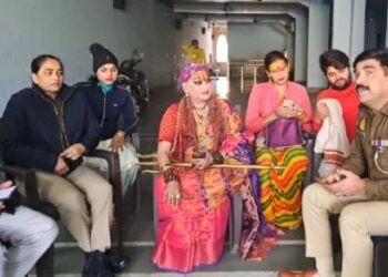 पुलिस ने क्यों किया किन्नर महामंडलेश्वर हिमांगी को नजरबंद, कहीं सुप्रीम कोर्ट का फैसला तो नही वजह!