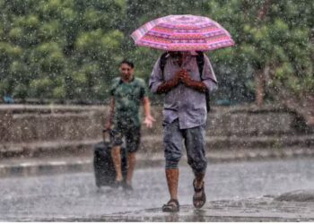 झारखंड में तीन दिनों से लगातार बारिश, IMD ने जारी किया ‘रेड अलर्ट’, कब से मिलेगी राहत?