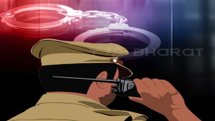 फर्नीचर मार्ट से चंदन का पेड़ काट ले गया चोर, पुलिस ने किया गिरफ्तार