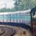 दरभंगा से दिल्ली आ रही बिहार संपर्क क्रांति में बम की सूचना से हड़कंप, गोंडा स्टेशन पर रोकी गई ट्रेन