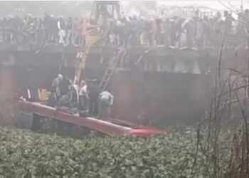 पंजाब के बठिंडा में भीषण सड़क हादसा, नाले में बस गिरने से 8 लोगों की मौत, कई घायल