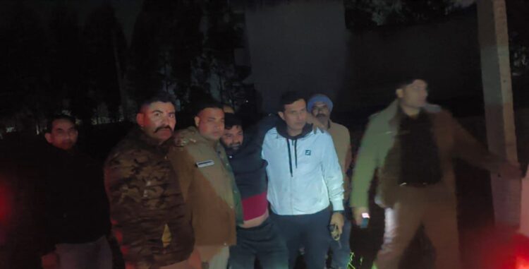 हरिद्वार में पुलिस और बदमाशों के बीच मुठभेड़, पैर में गोली लगने से एक घायल, दो फरार होने में कामयाब