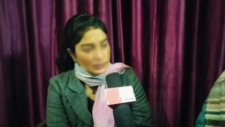 18 साल में 25 बार भागी बीवी का चौंकाने वाला खुलासा, बताई पति को छोड़ने की असली कहानी
