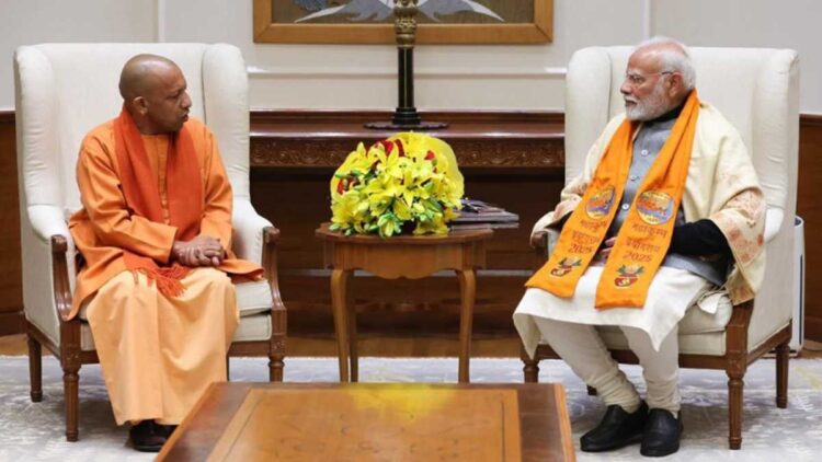 PM मोदी से मिले CM योगी, कुंभ आने का दिया निमंत्रण, कहा- प्रयागराज से हो रहा नए भारत का दर्शन