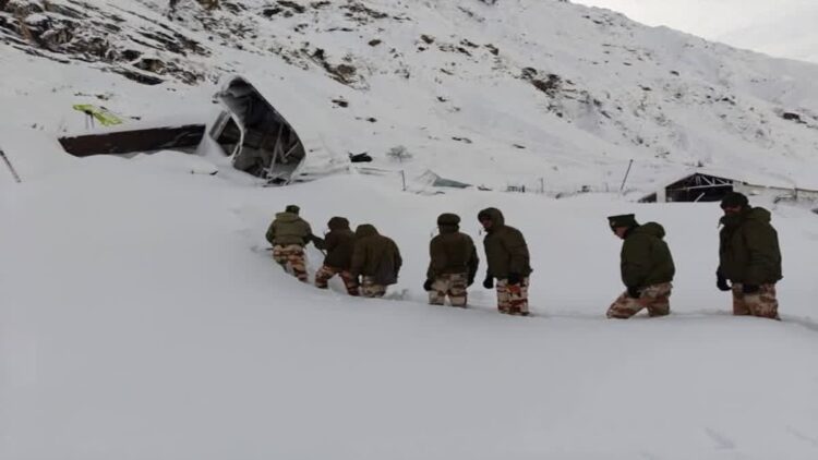 माणा एवलॉन्च रेस्क्यू ऑपरेशन: 4 मजदूरों की मौत, 50 का रेस्क्यू, 23 का इलाज जारी, 5 की सर्च