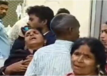 महराजगंज में दर्दनाक हादसा: तेज रफ्तार ट्रक ने बाइक सवारों को रौंदा, दो की मौत, एक गंभीर