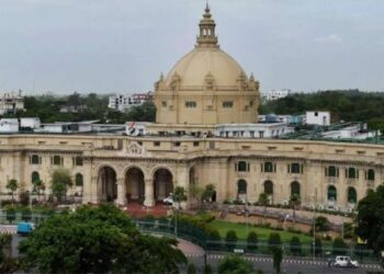 उत्तर प्रदेश विधानसभा में गुटखा और पान मसाले पर लगा बेन, स्पीकर सतीश महाना ने क्यों लिया ये फैसला?