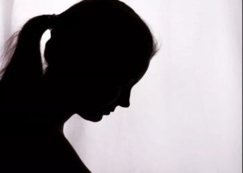 यूपी में शर्मसार कर देने वाला मामला, पांच लाख में नाबालिग बेटी को बेचा; खरीदार ने किया दुष्कर्म